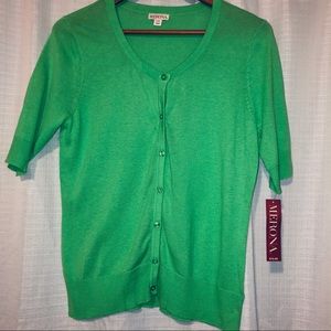 Kelly Green NWT Sweater Cardigan St.Patricks Day☘️